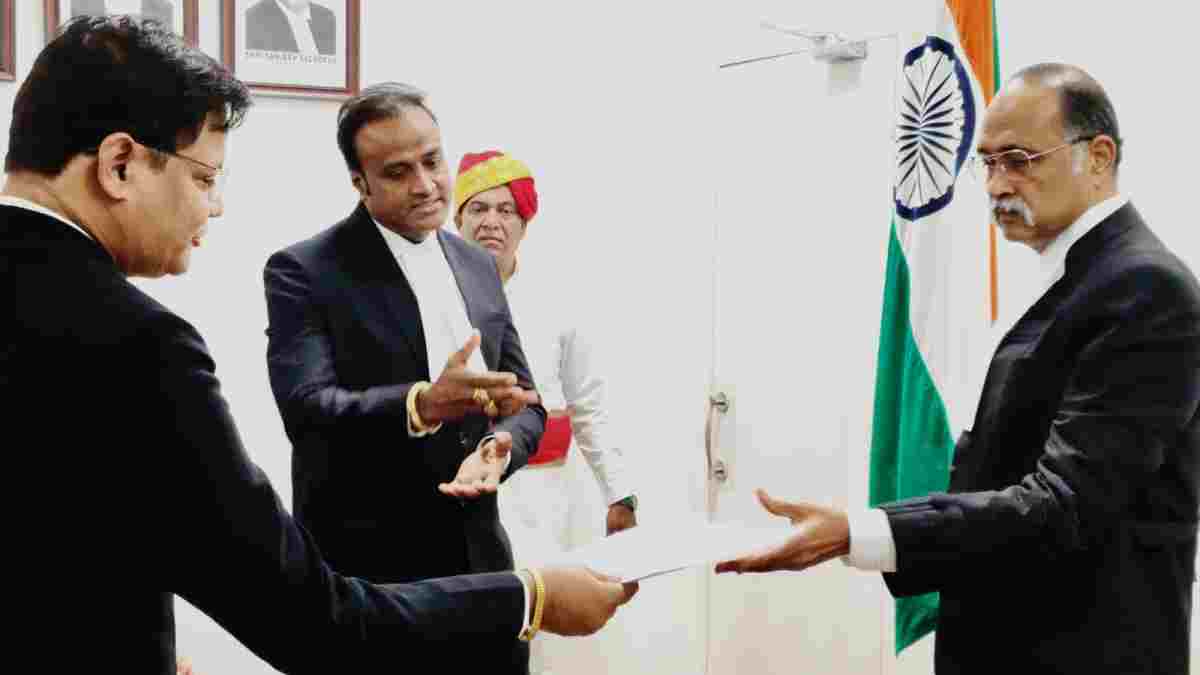 इंदौर हाईकोर्ट में जजों की कमी का मुद्दा चीफ जस्टिस तक पहुंचा, अधिवक्ता संघ की मांग पर जल्द मिल सकते हैं 2 नए जज!