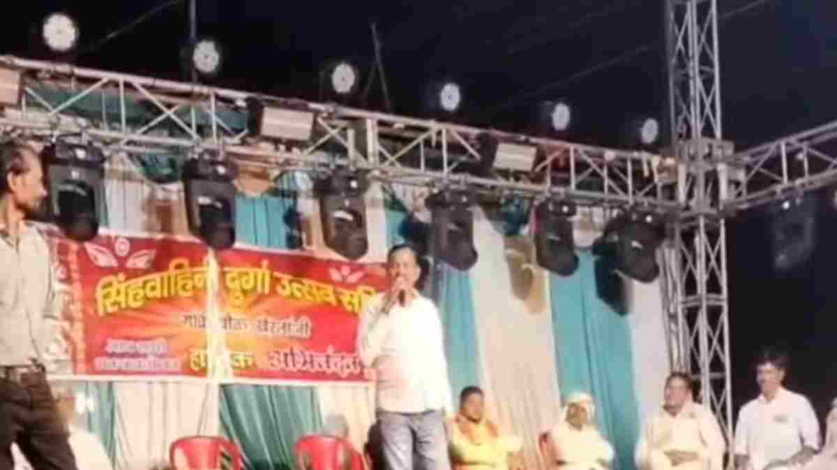 कांग्रेस की अंतर्कलह मंच पर उजागर! नेता ने अपने ही विधायक के लिए कहा- तीन जूते मारूंगा, बयान से मचा बवाल