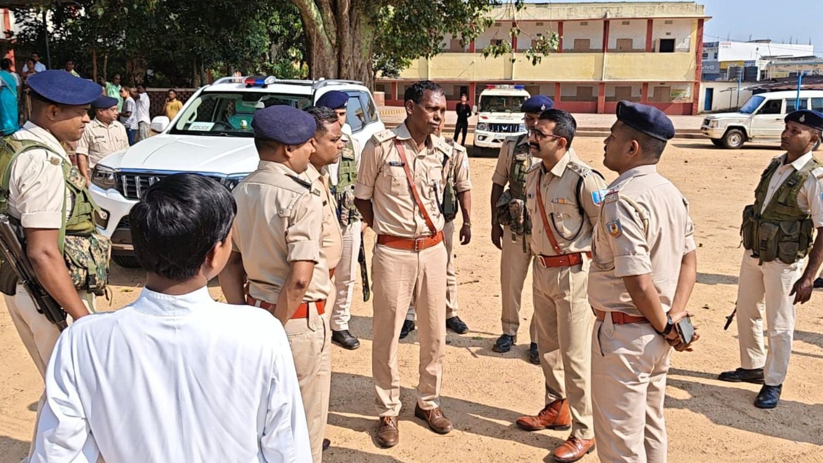 Khunti Crime News: खूंटी में फादर पर जानलेवा हमला, स्कूल परिसर में लहूलुहान मिले प्राचार्य, रांची के अस्पताल में भर्ती