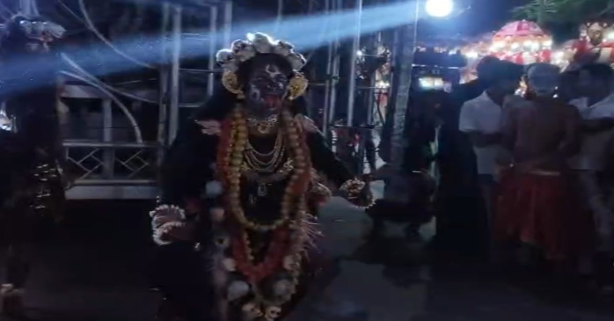 रौद्र रूप सुंदरी “बड़ी अम्मा” का हुआ भव्य स्वागत: करुणाधाम में मध्यप्रदेश की पहली पंचमुखी महाकाली के आगमन से भक्तों में उत्साह
