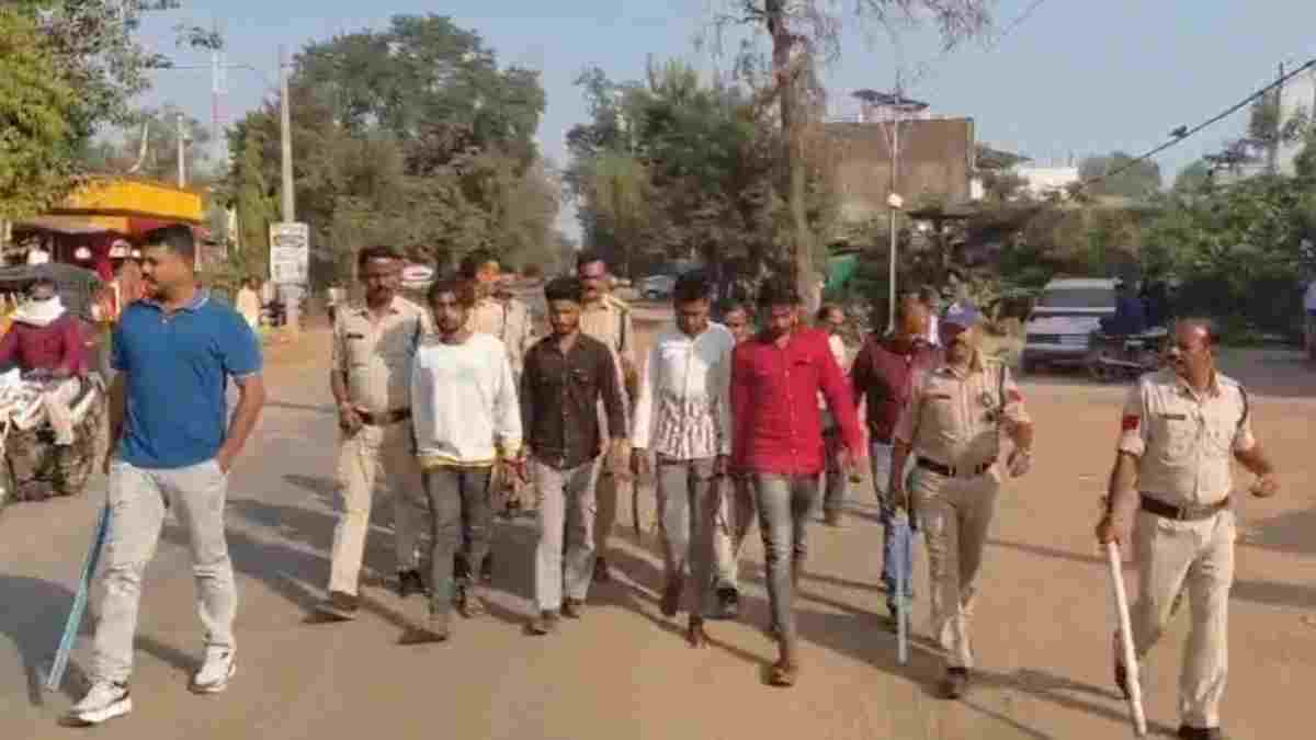 Narmadapuram News: माखननगर में जानलेवा हमला, चाकूबाजी के 4 आरोपी पुलिस की गिरफ्त में, अन्य की तलाश जारी