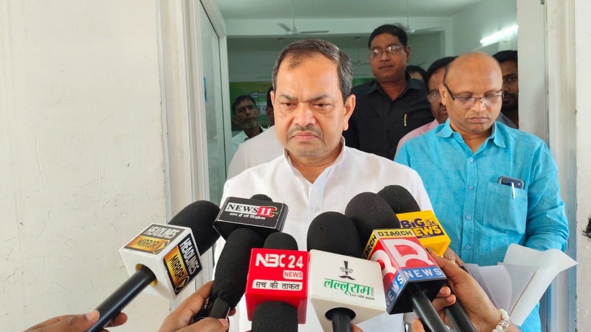 ‘RJD को पहले भी गंभीरता से नहीं लिया, आगे भी नहीं लेंगे’, तेजस्वी के आरोपों पर मंत्री बुलो मंडल