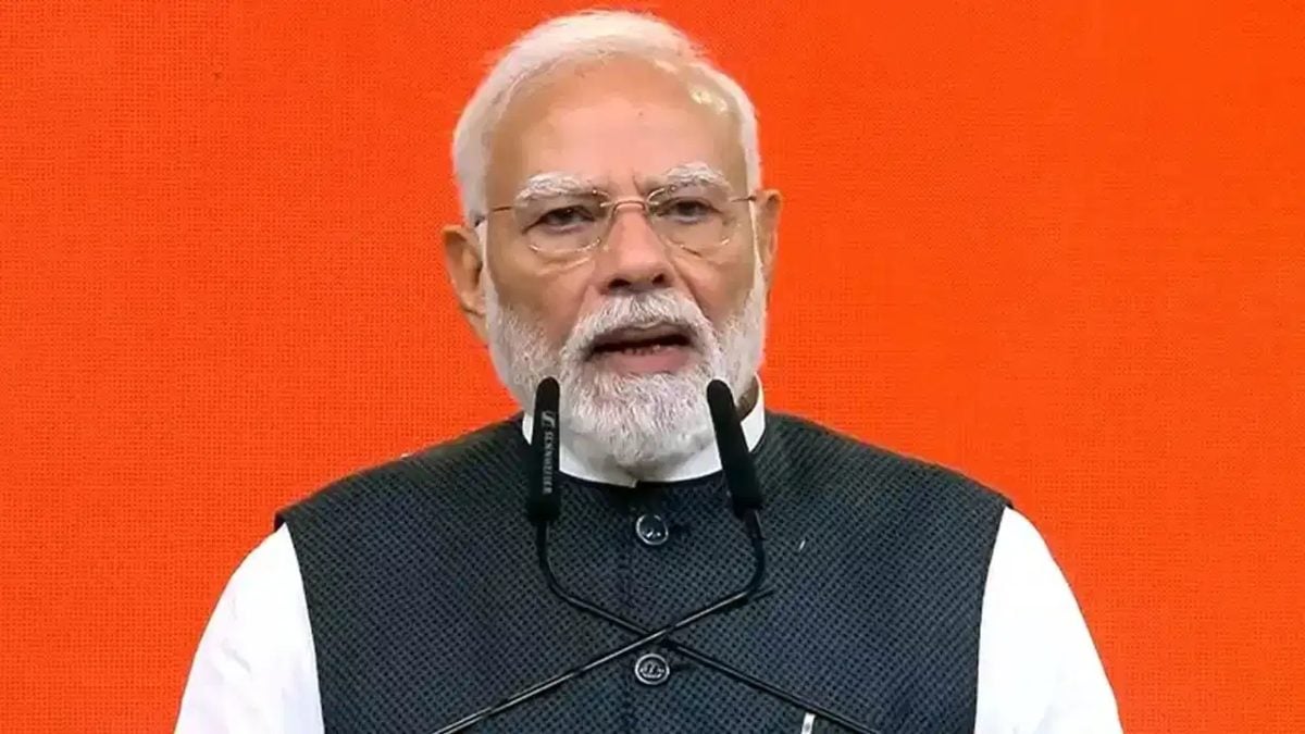 ‘मैं एंबीशन नहीं, मिशन के लिए जीने वाला इंसान हूं..,’ पीएम मोदी ने कार्यकर्ताओं को संबोधित किया, बोले- जब तक भारत विकसित नहीं होता, न थकूंगा, न रुकूंगा