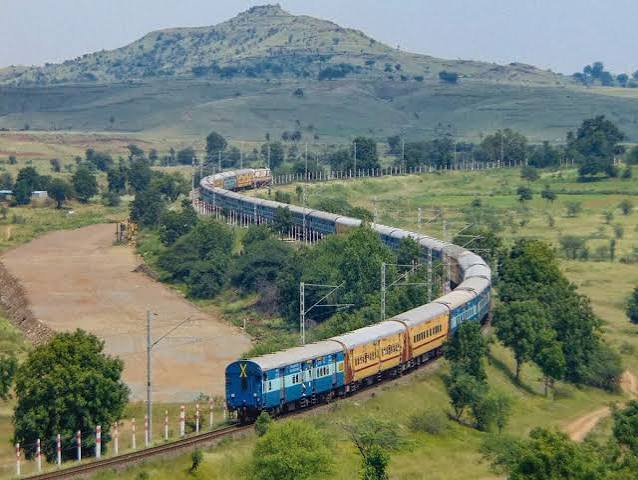 Jharkhand Railway Project: झारखंड के 3 जिलों को मिलेगी नई रेल कनेक्टिविटी, 291.881 किमी लंबी लाइन की DPR तैयार,14,550 करोड़ की परियोजना