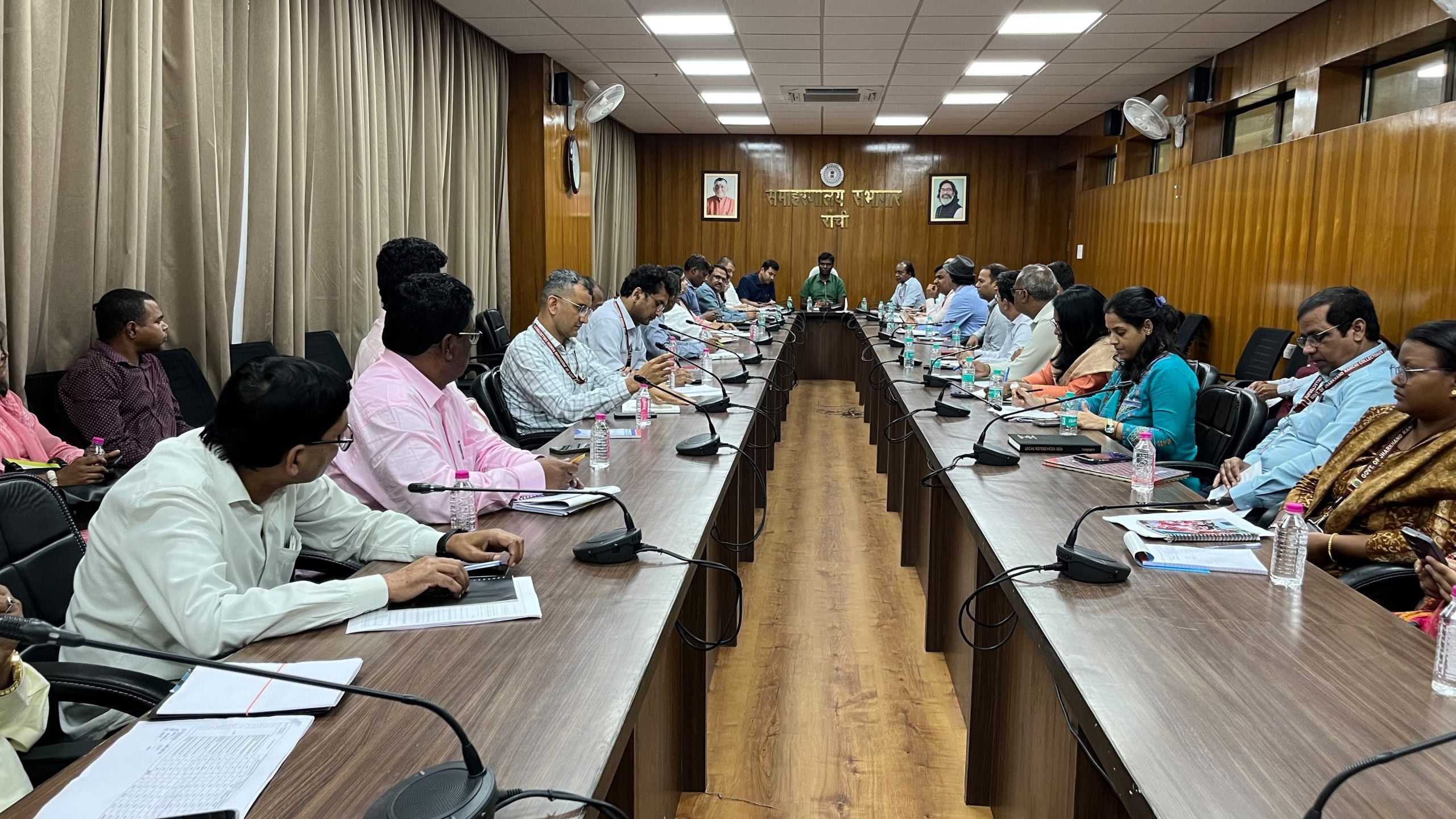 Jharkhand Weather Alert: चक्रवात ‘अर्नब’ का रांची में दिखेगा असर ,3 दिन लगातार बारिश का अलर्ट, डीसी ने अधिकारियों को किया सतर्क