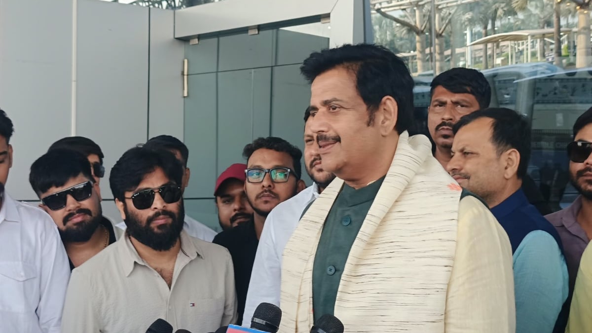 रवि किशन ने कांग्रेस के दिल्ली प्रदर्शन पर साधा निशाना, कहा- मानसिक संतुलन खो चुके हैं राहुल गांधी