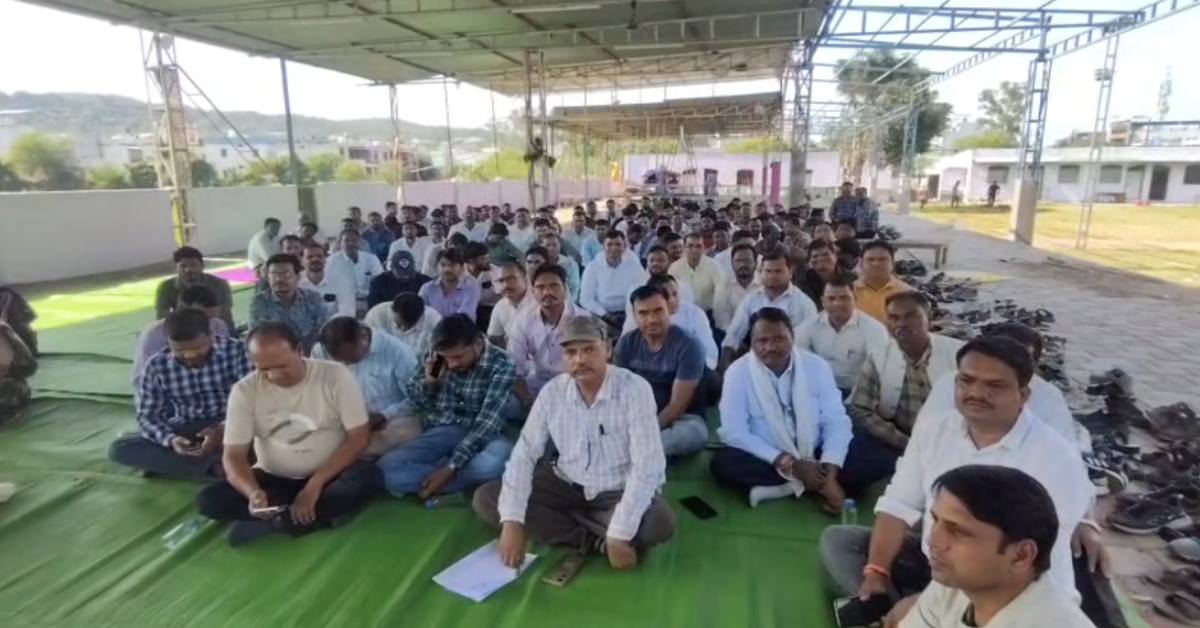 आर-पार के मूड में रायसेन के पटवारी: 450 से ज्यादा पटवारियों का ऐलान- नहीं बनेंगे ‘निष्पादक’, दी ये चेतावनी