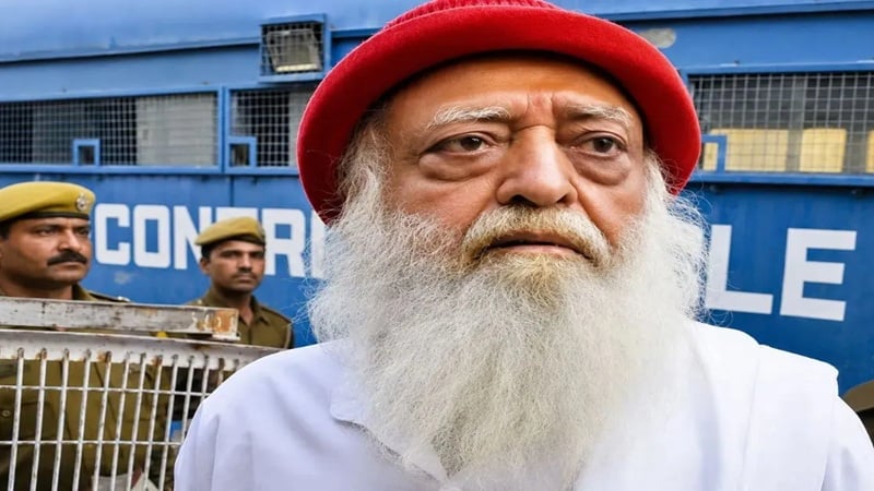 उज्जैन में पंचकर्म करा रहे आसाराम की तबीयत बिगड़ी, जानें अब तक क्या हुआ
