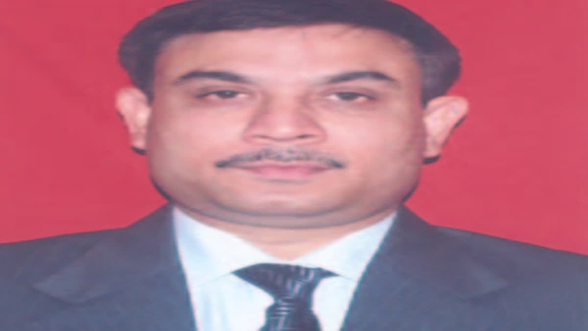 40 विला-कॉटेज की खरीद, 1.80 करोड़ की लीज आय और फिर APO हुए IAS शिखर अग्रवाल