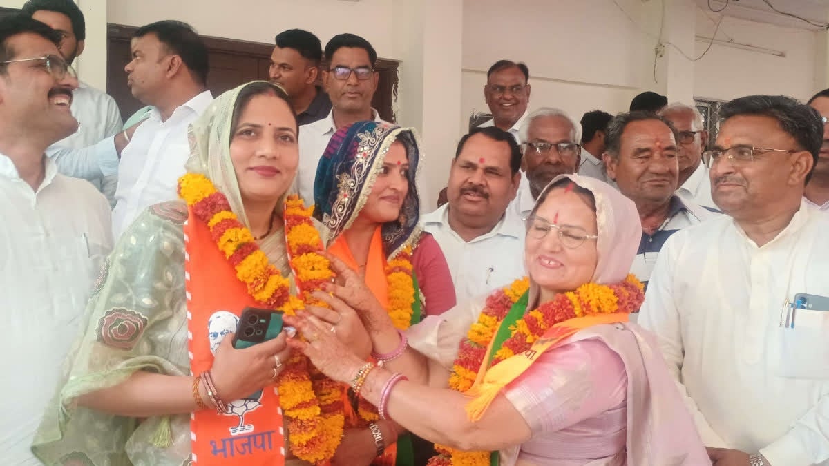 Rajasthan Panchayat Election 2026: नामांकन के आखिरी दिन बड़ा ट्विस्ट, एक वार्ड में चाची के सामने बहू