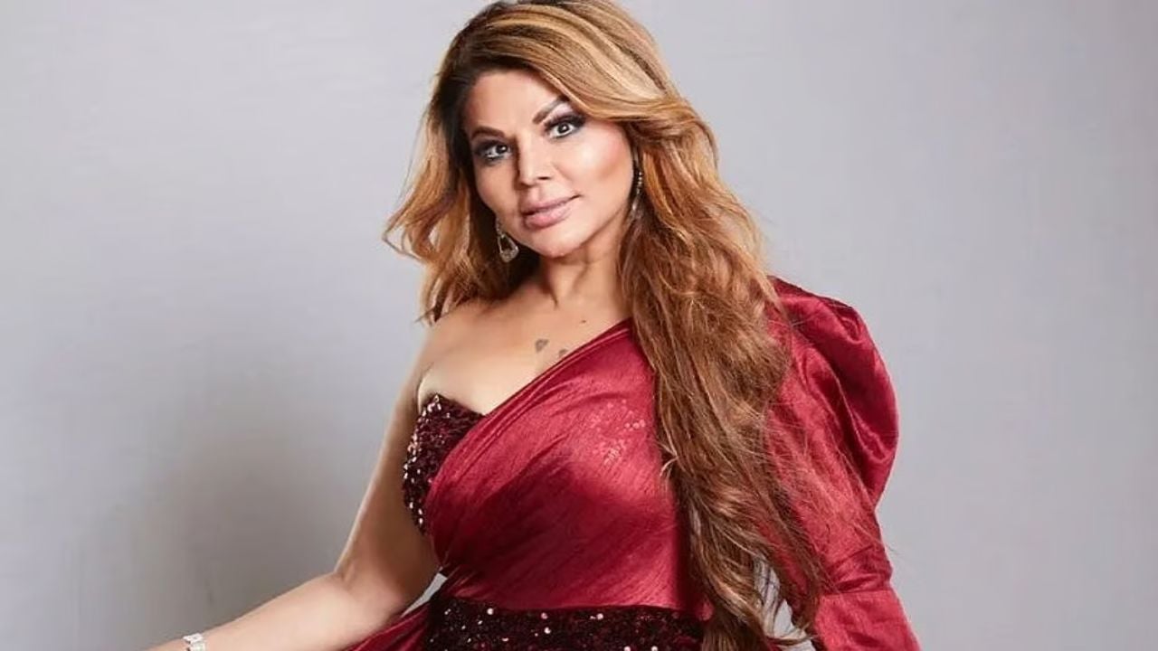 Rakhi Sawant: राखी सावंत के खिलाफ झांसी कोर्ट ने जारी किया गैर-जमानती वारंट, 16 साल पुराने मामले में बढ़ीं मुश्किलें