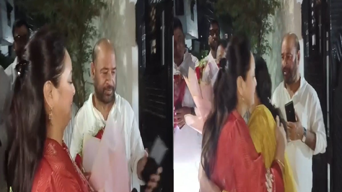 मामा साधु यादव से मिलने पहुंची रोहिणी आचार्य, पैर छूकर लिया आशीर्वाद, चुनाव लड़ने पर बड़ा दावा