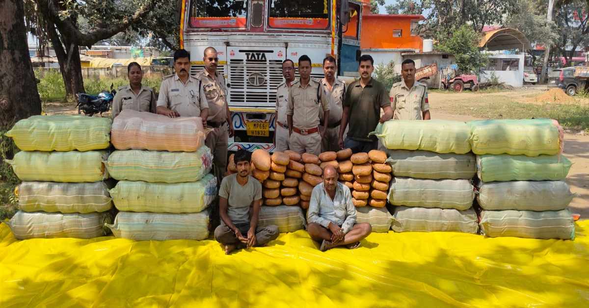 पुष्पा स्टाइल में गांजा तस्करी: शहडोल में ट्रक की तलाशी लेते ही उड़े पुलिस के होश, 1.13 करोड़ का माल जब्त