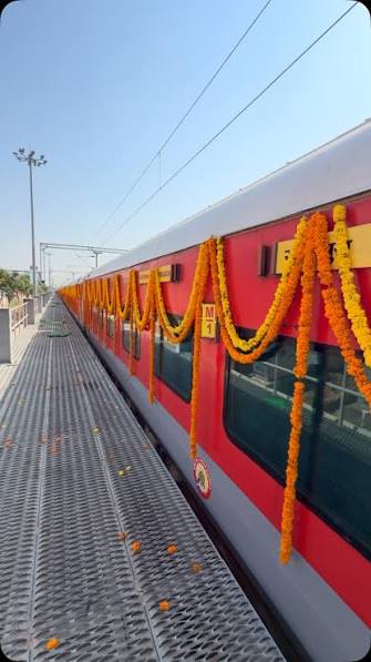 Jharkhand Railway News: रांची होकर चलेगी सांतरागाछी-खातीपुरा एक्सप्रेस, 4 नवंबर से शुरू होगा नियमित परिचालन