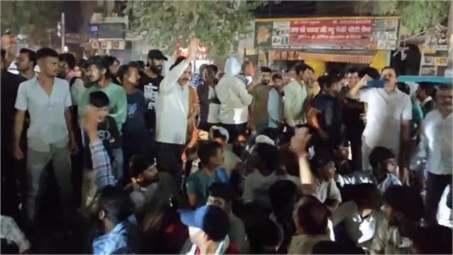 पानी की बूंद-बूंद को तरसे लोग: गुड़गांव के 40% हिस्से में बिजली सप्लाई ठप, पुलिस ने खुलवाया जाम