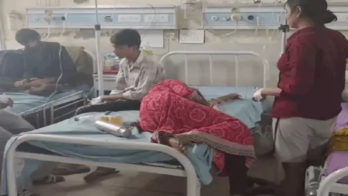 बेटी ने 112 पर फोन किया, पुलिस पहुंची तो महिला और 3 बच्चे बीमार मिले
