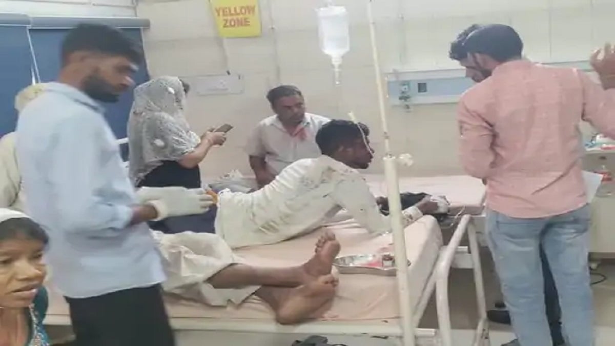 हांसी में सड़क हादसा, 12 फीट पीछे खिसका बस का इंजन, मची चीख-पुकार