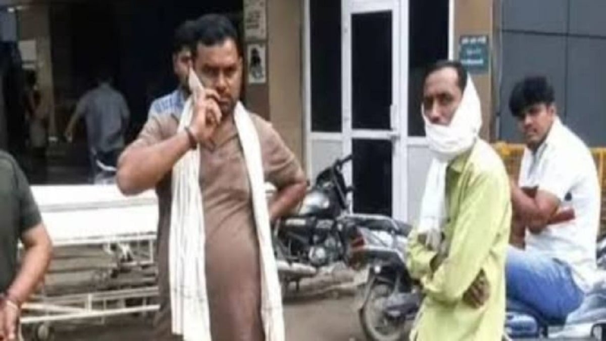 शादी समारोह में खूनी खेल! पूर्व सरपंच ने इकलौते बेटे की गोली मारकर की हत्या, जमीन बनी वजह
