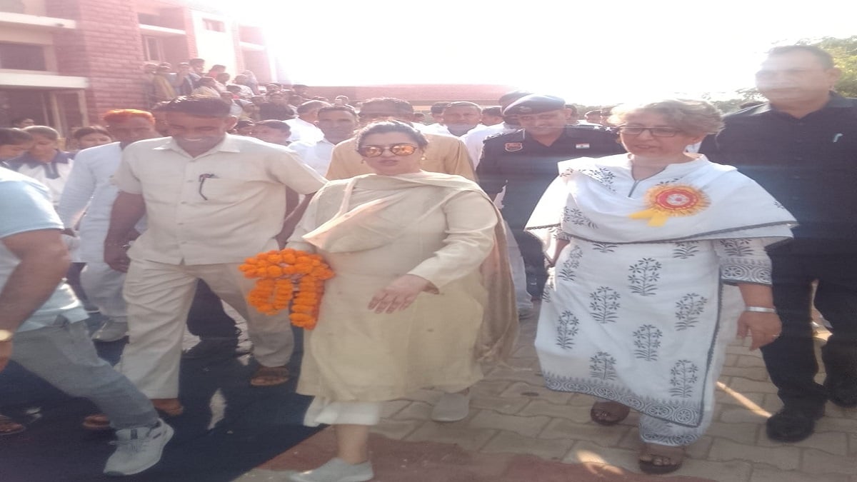 शहीद राजेश कुमार की प्रतिमा का अनावरण, श्रुति चौधरी ने कही ये बात