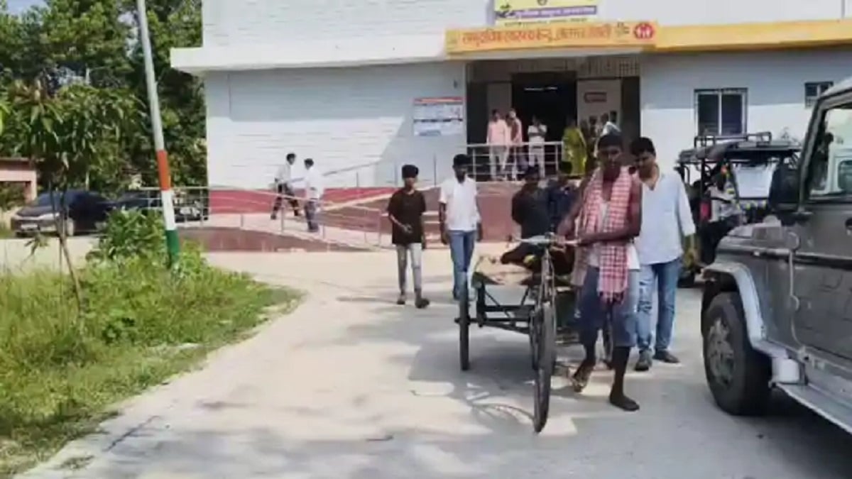 ठेले पर बिहार की स्वास्थ्य व्यवस्था! वैशाली में युवक की मौत के बाद नहीं मिला एंबुलेंस, जांच के आदेश