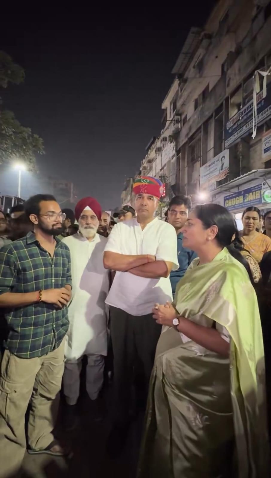 CM रेखा गुप्ता ने मुखर्जी नगर का किया औचक निरीक्षण, छात्रों की समस्याओं पर लिया फीडबैक