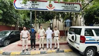 दिल्ली पुलिस की महिला कांस्टेबल से 24 लाख की ठगी; Instagram पर दोस्ती पड़ी महंगी, आरोपी गिरफ्तार