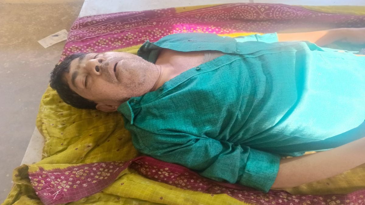 बीमारी से जूझ रहे टेलर ने दुकान में लगाई फांसी: बीपी-शुगर से लंबे समय से थे परेशान, इलाके में सनसनी