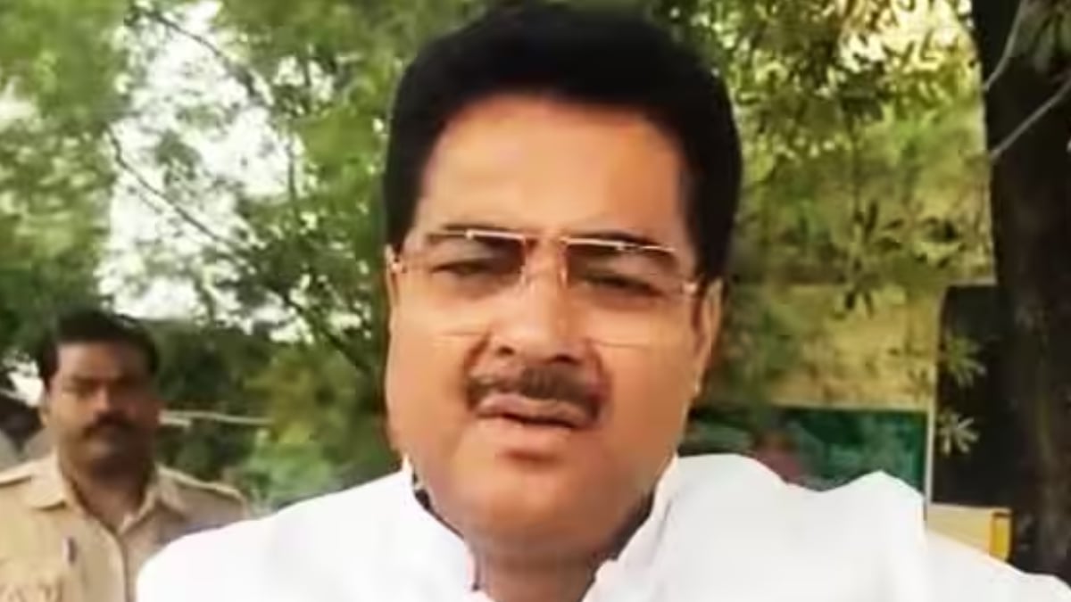 ‘सपा के पास न P, न D, न A’, BJP में जाने से पहले राकेश प्रताप सिंह का बड़ा हमला