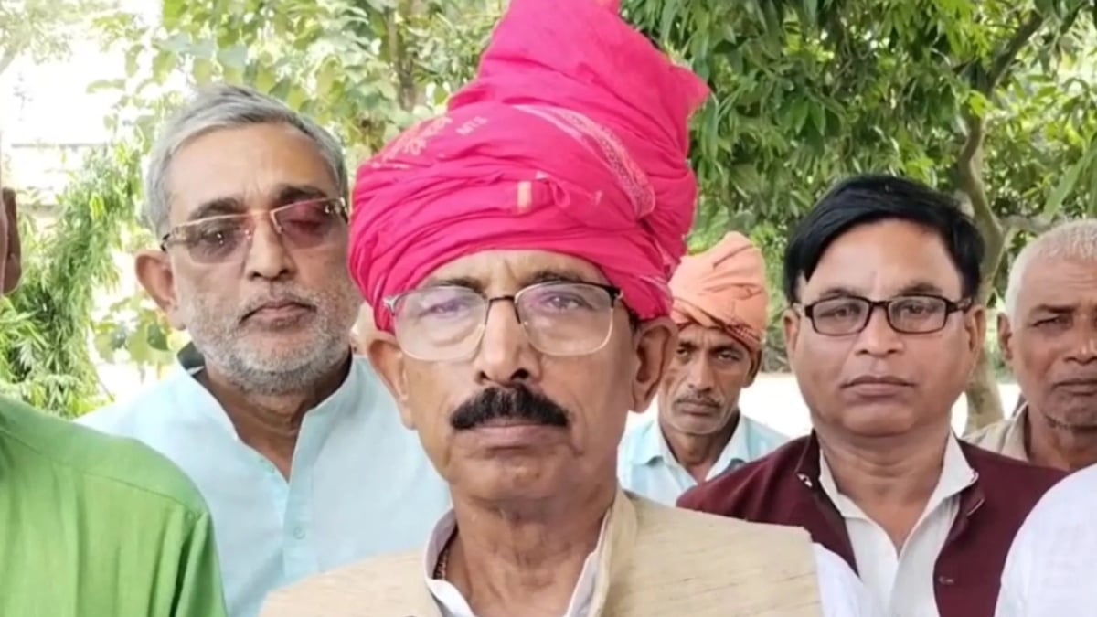 ओवैसी के बयान पर सपा सांसद का पलटवार, बोले- ‘अब्दुल के ठेकेदार हैं क्या?’