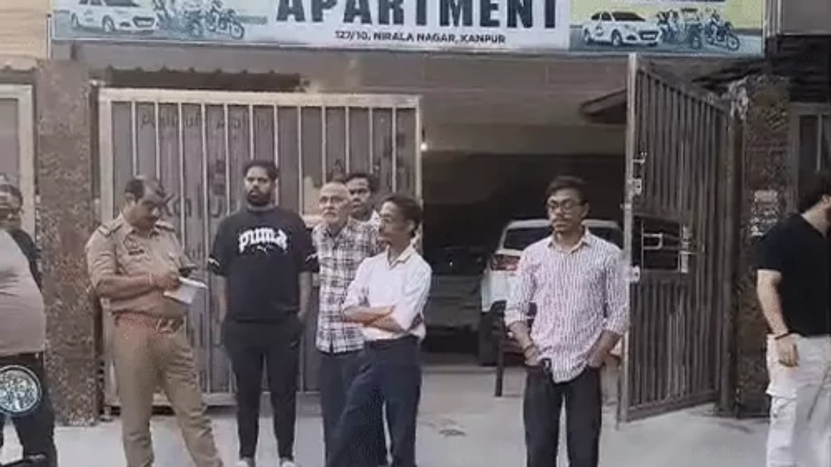 कानपुर में सरकारी डॉक्टर ने लाइसेंसी रिवॉल्वर से खुद को गोली मारी, मौत