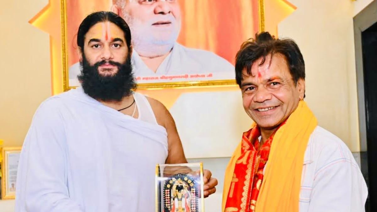 अयोध्या पहुंचे राजपाल यादव, रामलला के दरबार में लगाई हाजिरी; बोले- 25 साल पुराना है नाता