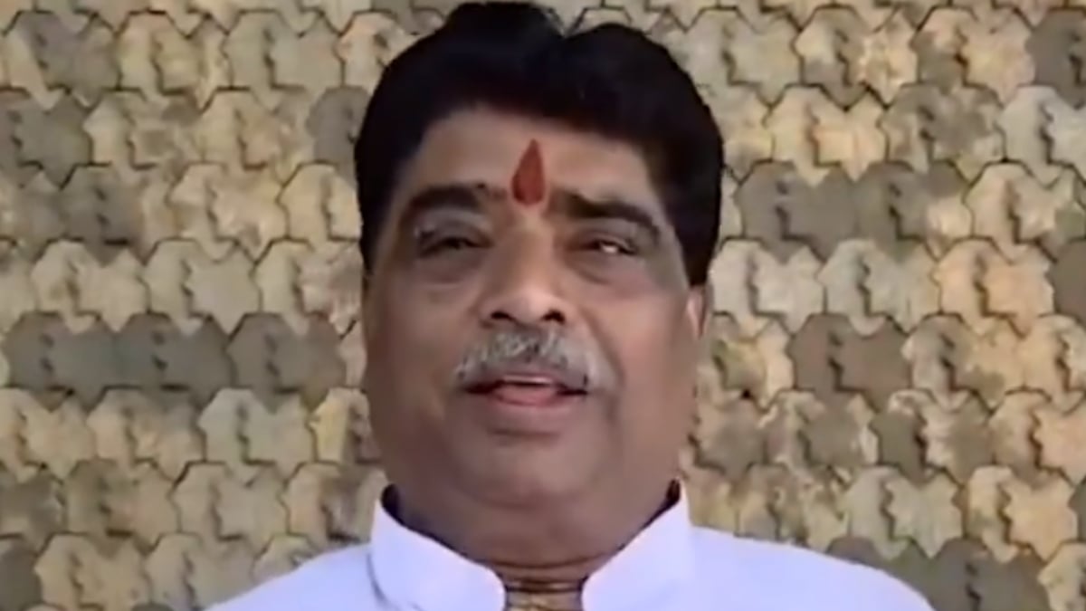 चंद्रशेखर आजाद और ओवैसी को VHP की चुनौती, कहा- मथुरा से लड़कर दिखाएं चुनाव