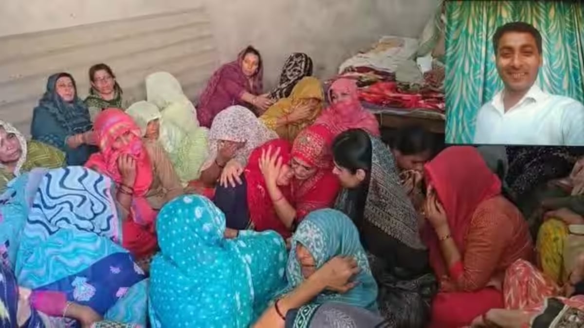 मुजफ्फरनगर में जेब में रखा मोबाइल फटा, बाइक से गिरकर युवक की मौत