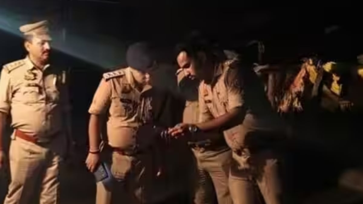 बांदा में जमीन के लिए बेटे ने पिता की हत्या की, चाय बनाते समय हंसिया से काट डाला