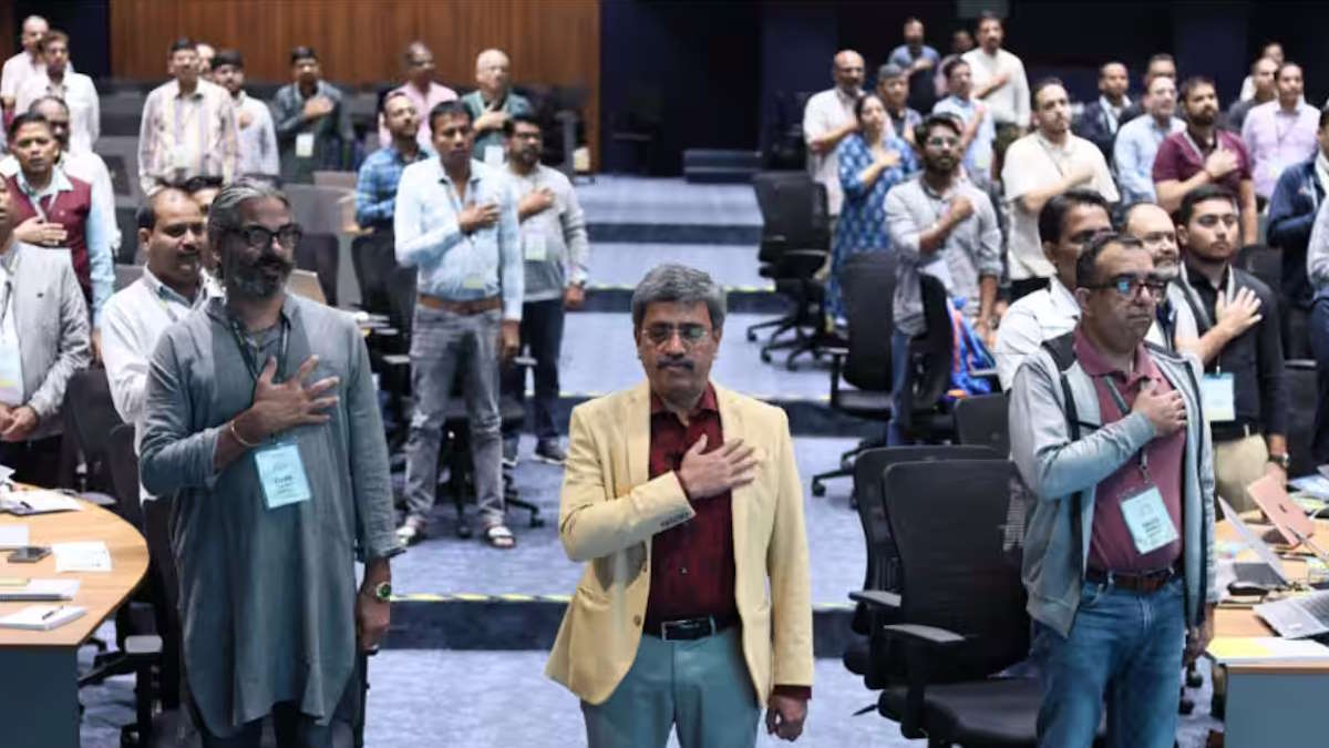 सेबी ने अवधूत साठे को दिया निवेशकों को 546 करोड़ रुपए वापस करने का आदेश, 11.5 करोड़ रुपए का लगाया जुर्माना
