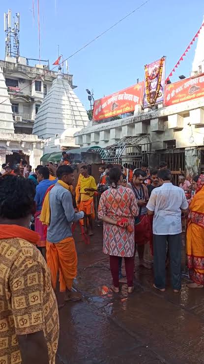 देवघर में दुर्गा पूजा की अनूठी परंपरा, बाबा बैद्यनाथ धाम में 10 दिनों तक होगी मां शक्ति की विशेष आराधना