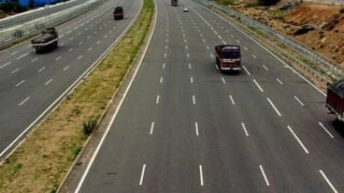 हाईवे पर सफर के दौरान 1033 नंबर न लगे तो न हों परेशान, तुरंत अपनाएं ये विकल्प