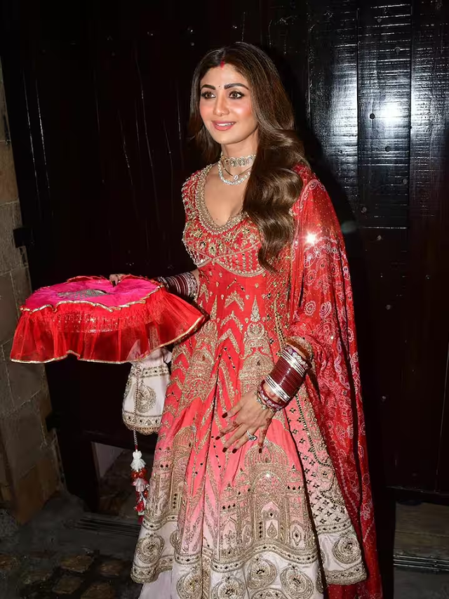 करवा चौथ पर शिल्पा शेट्टी के दिलकश लुक्स, साड़ी से अनारकली सूट तक हर अंदाज है खास