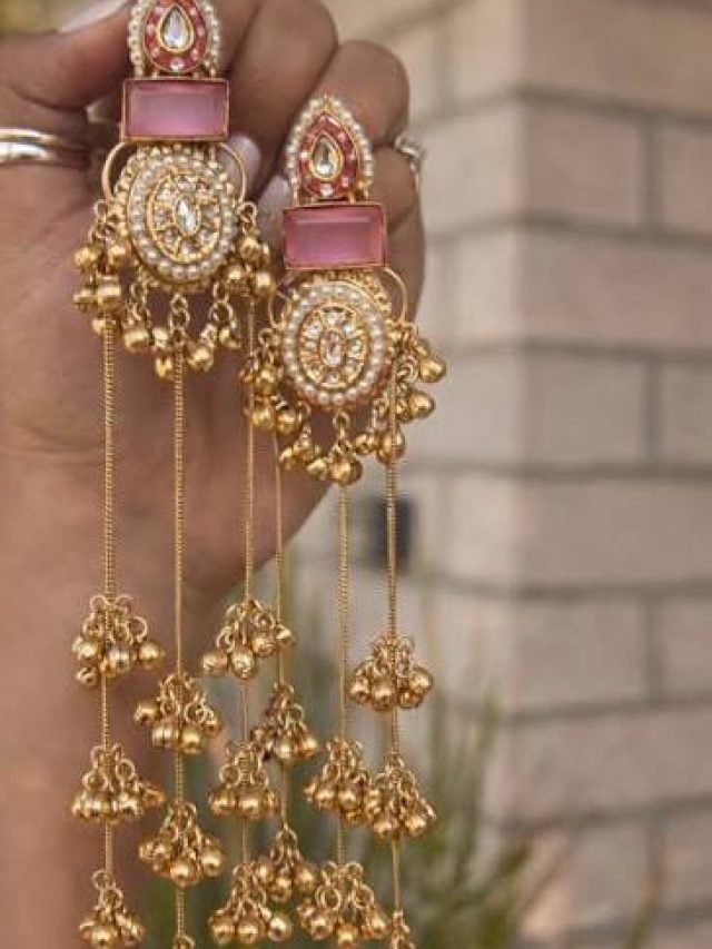 गोल चेहरे के लिए परफेक्ट हैं ये झालर ईयररिंग्स, डिजाइंस देखें