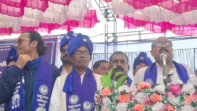 मायावती की सोशल इंजीनियरिंग का बड़ा दांव! जलालपुर सीट पर दयाराम राजभर को उतारा, समझिए क्या है BSP का ‘गेमप्लान’