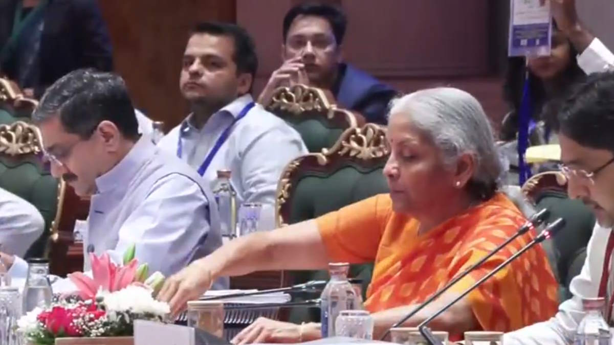 GST 2.0 का आगाज: GST काउंसिल की बैठक में 5 बड़े फैसलों पर लगी मुहर, वित्त मंत्री निर्मला सीतारमन ने कहा- हमारा मकसद व्यापार को आसान बनाना है, डराना नहीं…