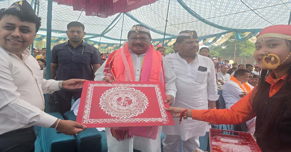 एकलव्य स्कूल बाजपुर को उत्कृष्ट संस्थान बनाने की तैयारी, सैनिक स्कूल-नवोदय जैसी सुविधाओं पर जोर
