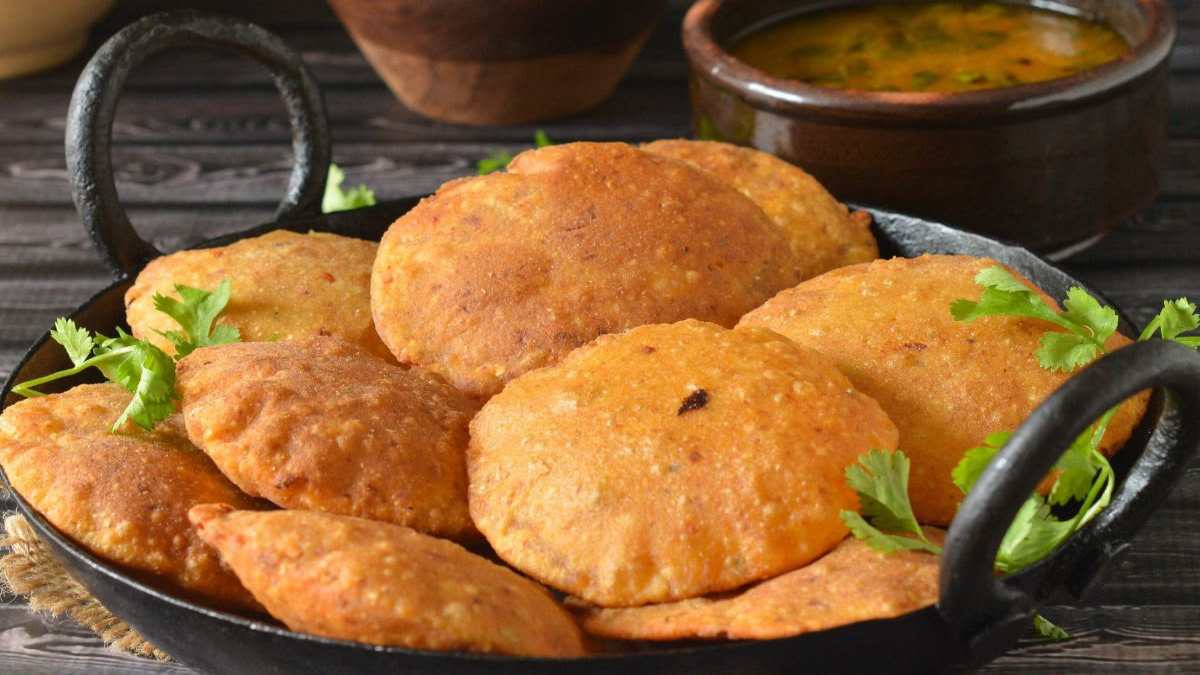 बच्चों को कद्दू की सब्जी नहीं आती पसंद? तो नाश्ते में बनाएं मसाला पूड़ी, स्वाद ऐसा कि मांग-मांगकर खाएंगे