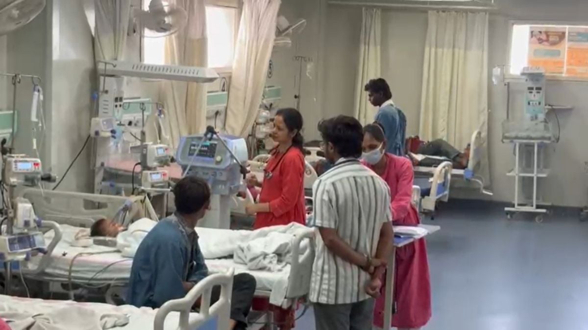 मंदिर का प्रसाद खाने से एक ही परिवार के 8 लोग बीमार: 2 साल का बच्चा गंभीर, तांत्रिक क्रिया करने वाले पर जादू-टोने का आरोप