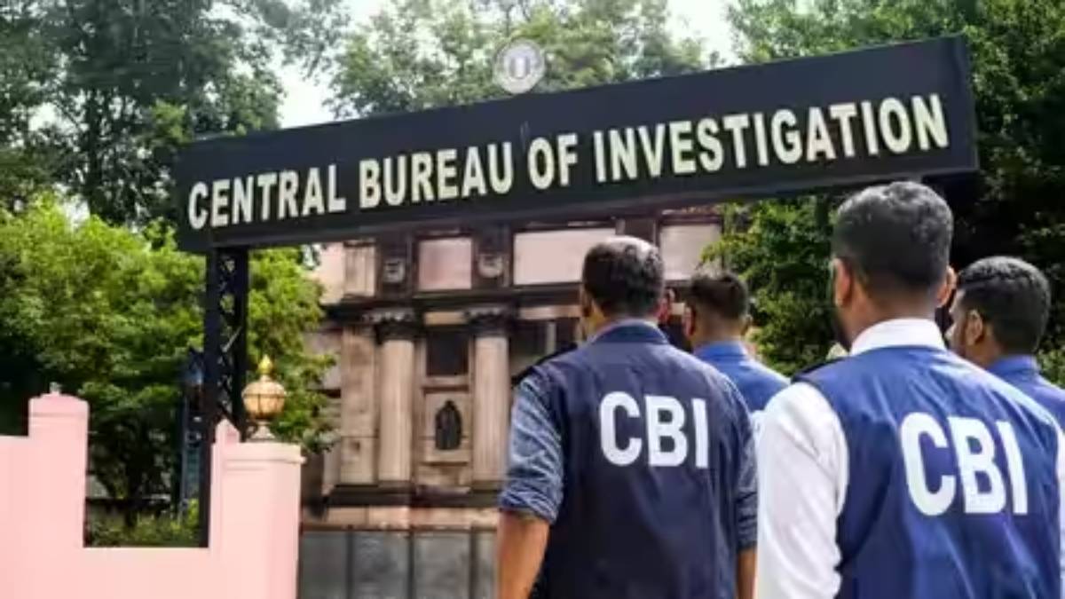 नुआपाड़ा में CBI का बड़ा एक्शन, 12 हजार रुपये की रिश्वत लेते एकलव्य मॉडल स्कूल का प्रिंसिपल रंगे हाथों गिरफ्तार