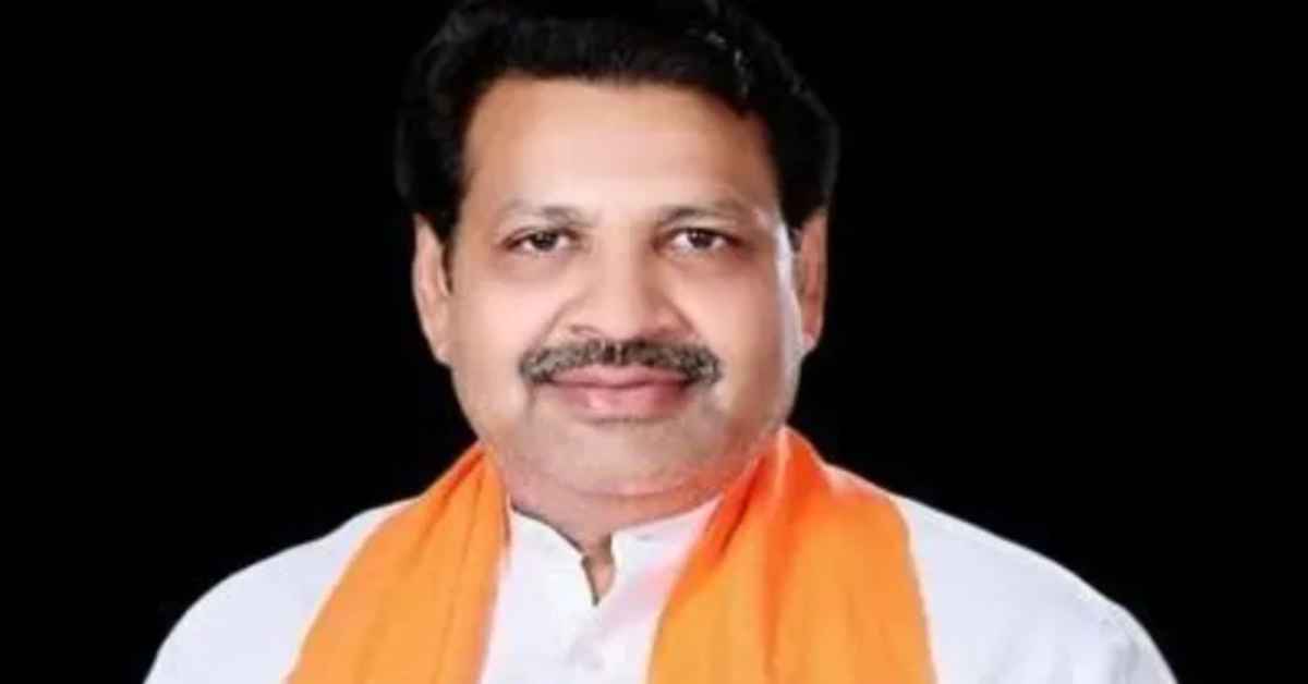 बुरे फंसे हैं नेता जी! किताबों की खरीद का काम दिलाने के दस्तावेजों में सांसद अनूप प्रधान के हस्ताक्षर, राजकमल प्रकाशन ने दर्ज कराई FIR