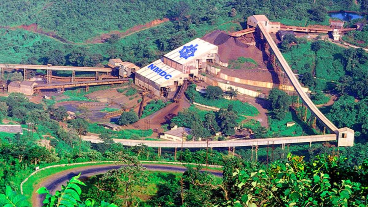 एनएमडीसी स्थानीय लोगों की उम्मीदों के प्रति प्रतिबद्ध, भर्ती संबंधी चिंताओं की होगी जांच