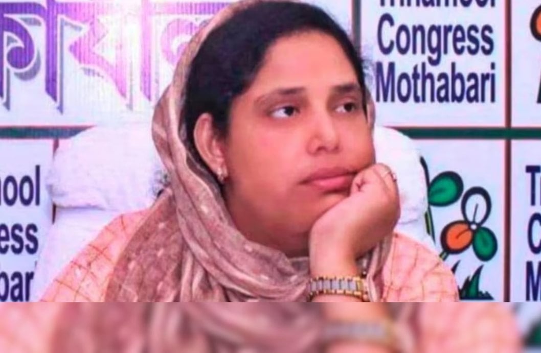 ऋतब्रत बनर्जी ग्रुप को लगा पहला झटका, महिला तृणमूल की प्रेसिडेंट सबीना यास्मीन ने दिया इस्तीफा