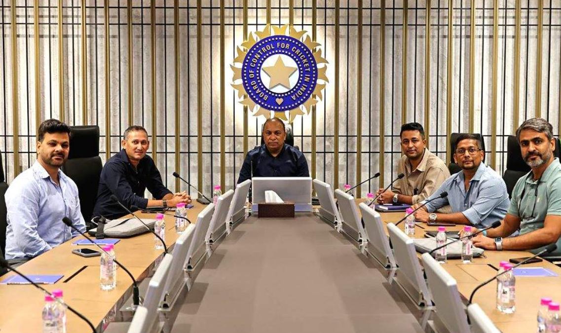 अजीत अगरकर के बाद कौन संभालेगा चयन समिति की कमान? BCCI के सामने नए चीफ सेलेक्टर चुनने की चुनौती