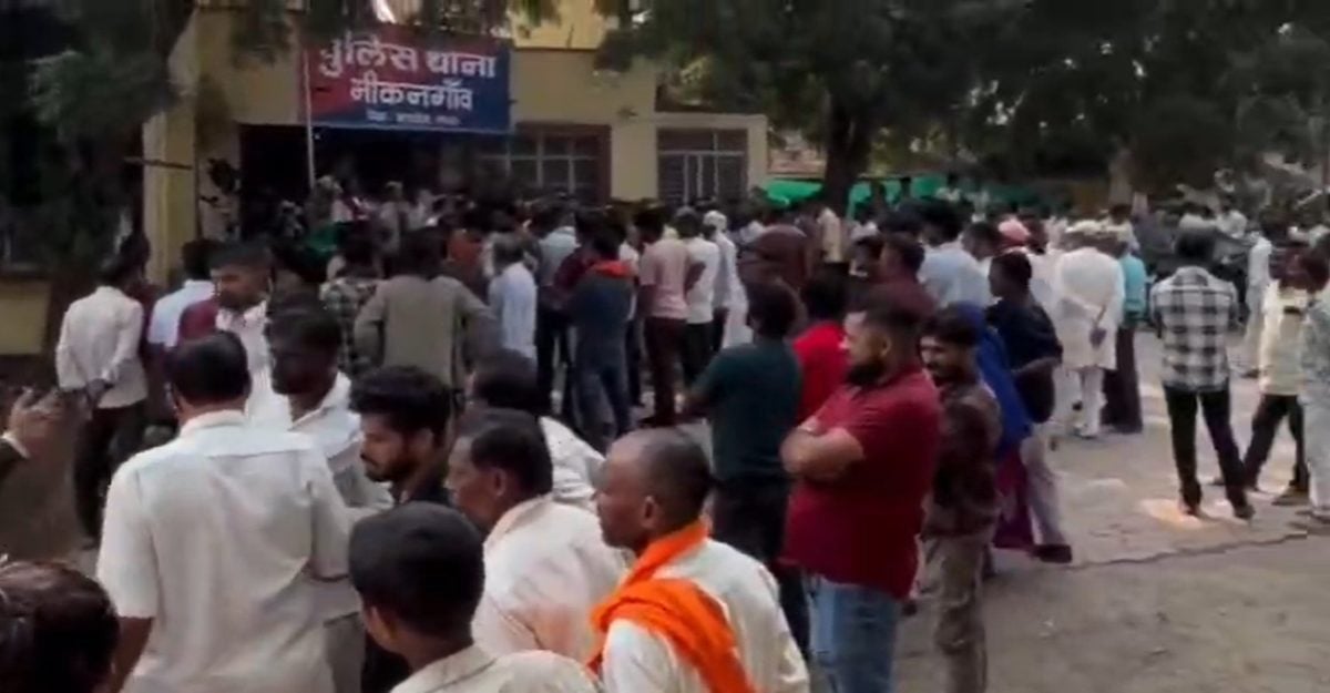 बीजेपी सोशल मीडिया प्रभारी की हत्या से फैली सनसनीः आक्रोशित परिजनों ने थाने के सामने NH पर लगाया जाम